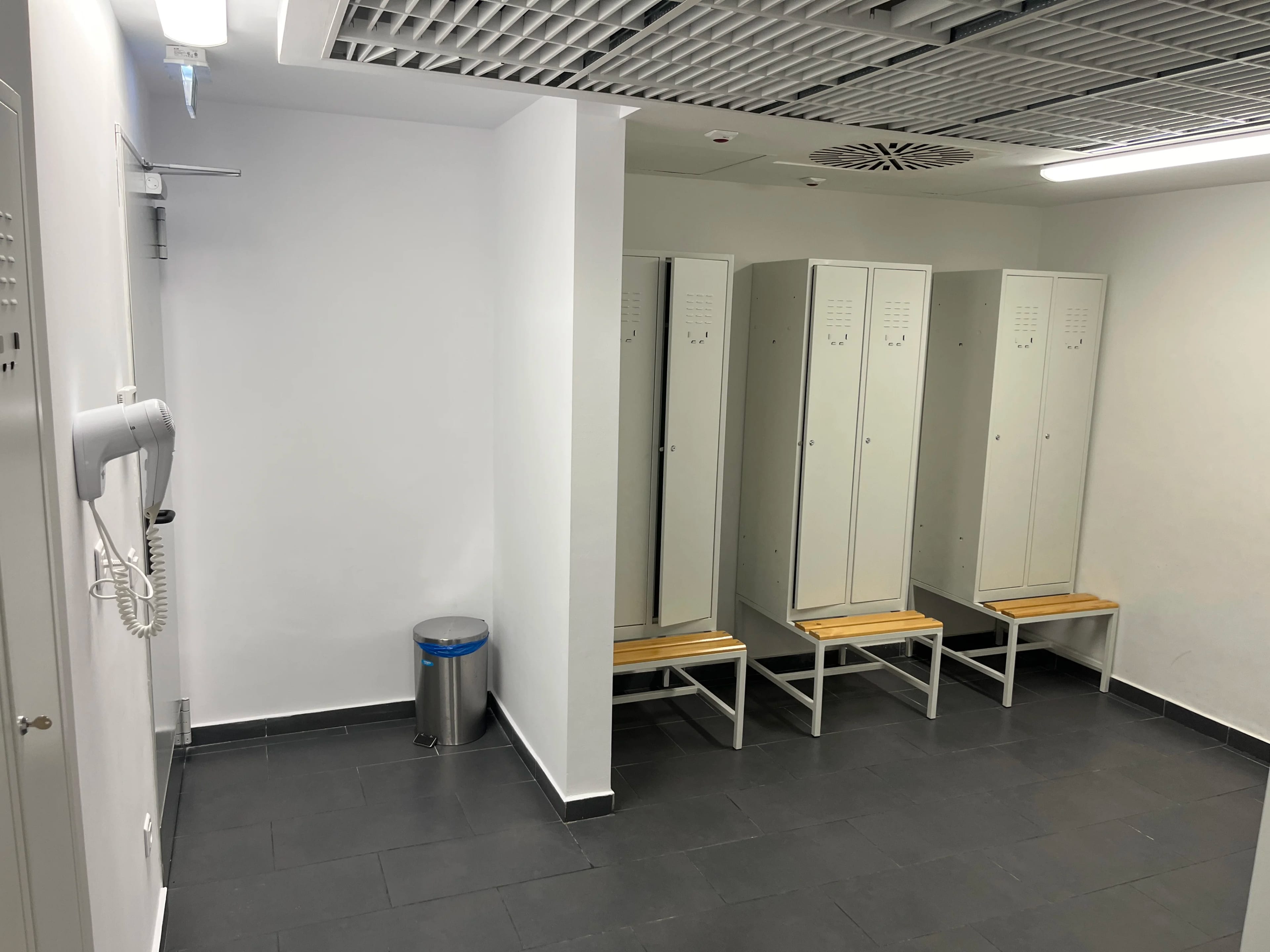 Bazinul ARC - Facilități